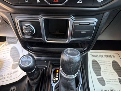 2023 Jeep Gladiator Sport