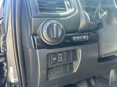 2022 Nissan Titan SV