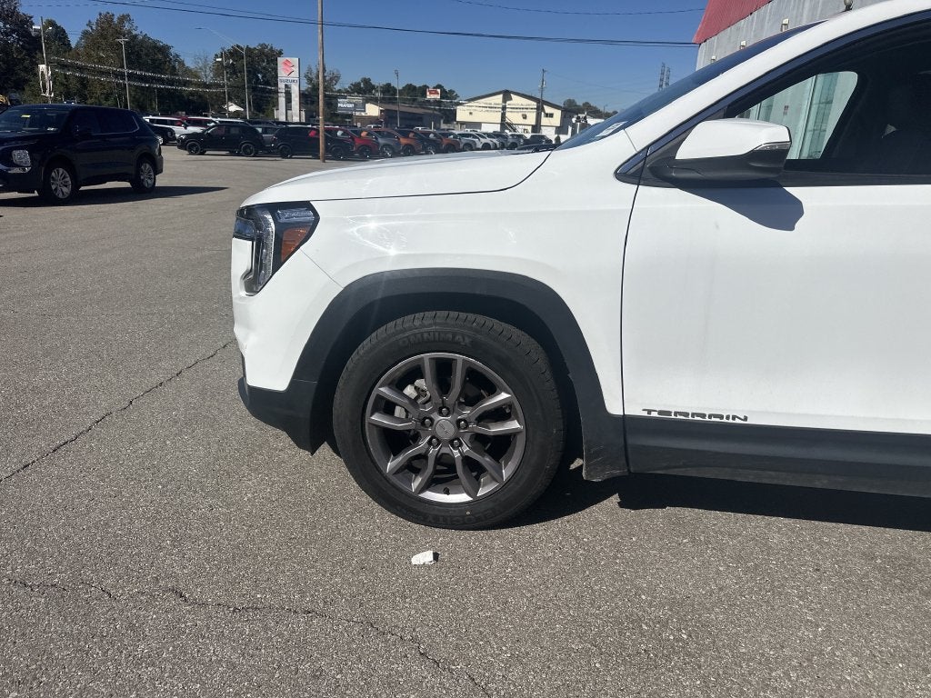 2022 GMC Terrain SLT