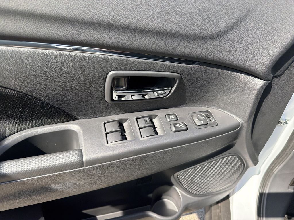2026 Mitsubishi Outlander Sport 2.0 ES