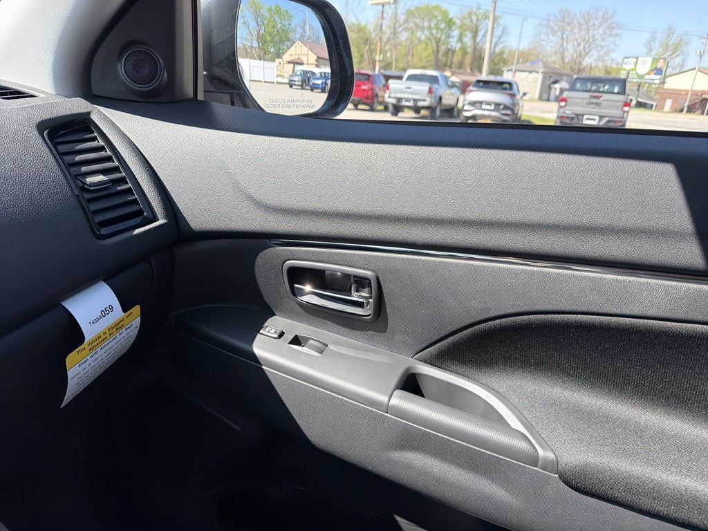 2026 Mitsubishi Outlander Sport 2.0 LE