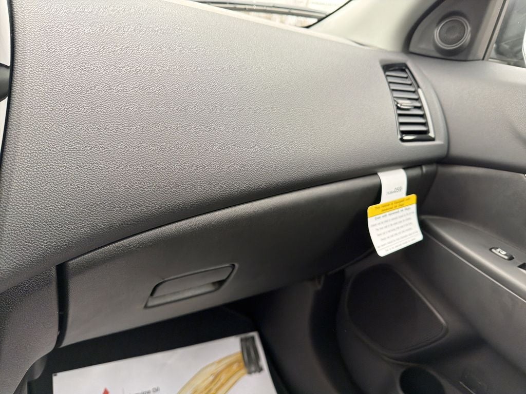 2026 Mitsubishi Outlander Sport 2.0 LE