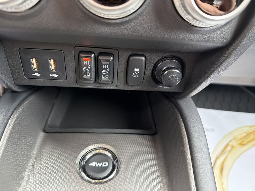 2026 Mitsubishi Outlander Sport 2.0 LE