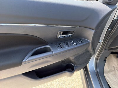 2026 Mitsubishi Outlander Sport 2.0 LE