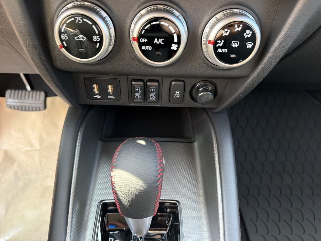 2026 Mitsubishi Outlander Sport 2.0 LE