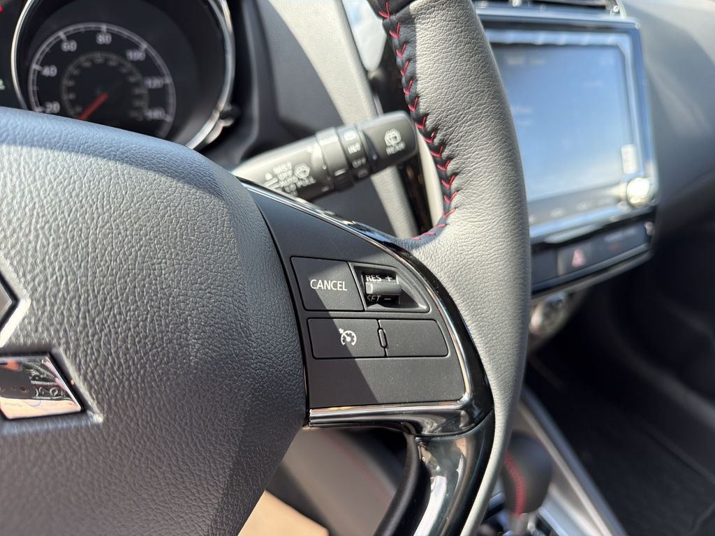 2026 Mitsubishi Outlander Sport 2.0 LE