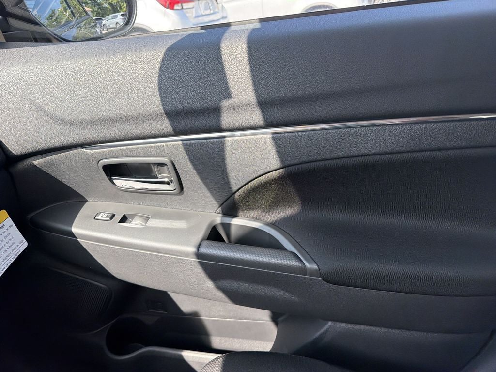 2026 Mitsubishi Outlander Sport 2.0 LE