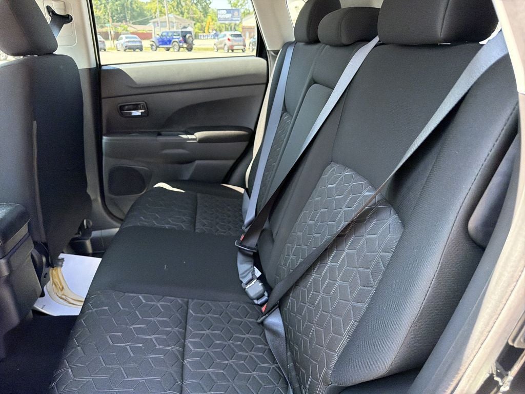2027 Mitsubishi Outlander Sport 2.0 ES