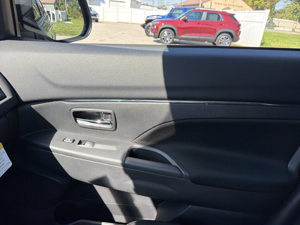 2027 Mitsubishi Outlander Sport 2.0 ES