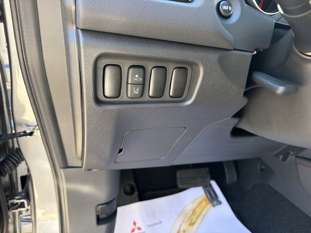 2027 Mitsubishi Outlander Sport 2.0 LE