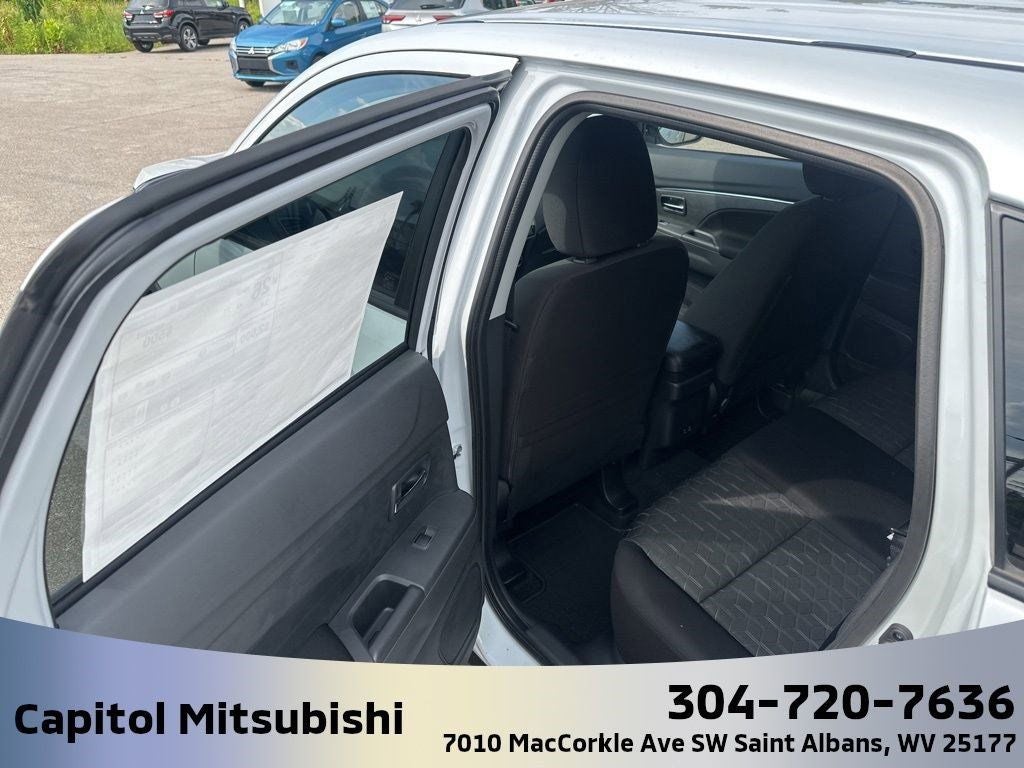 2025 Mitsubishi Outlander Sport 2.0 LE