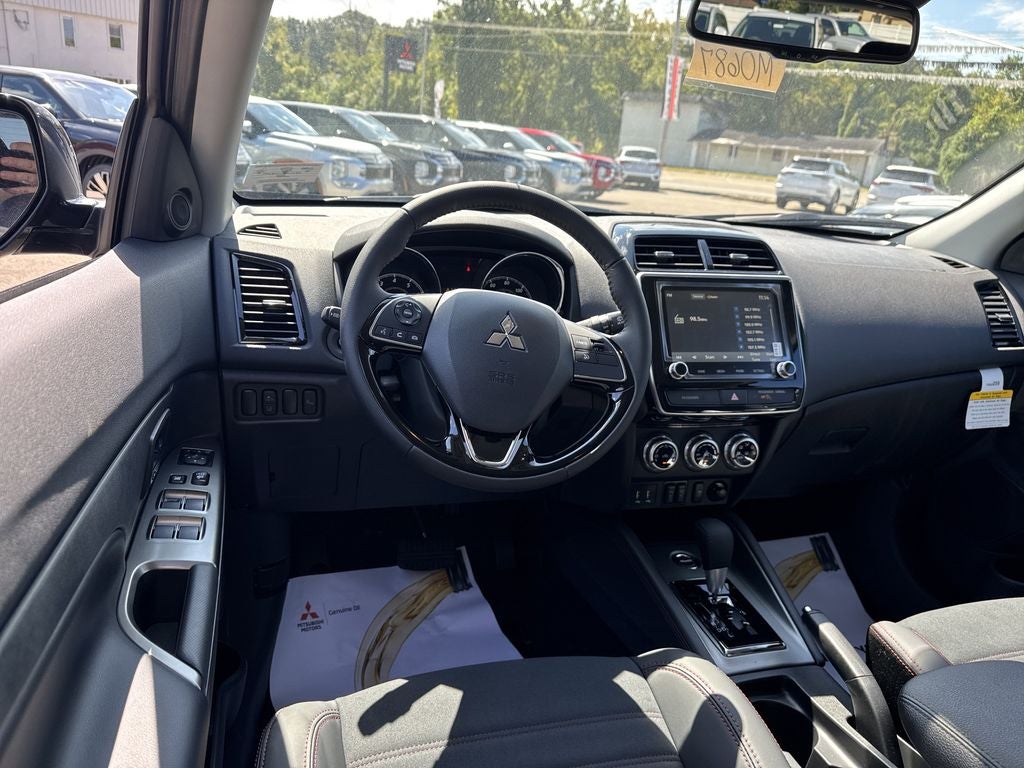 2025 Mitsubishi Outlander Sport 2.0 SE