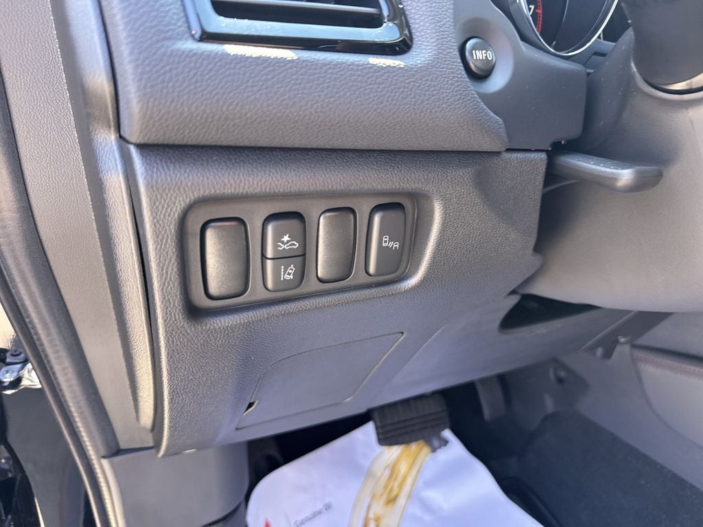 2025 Mitsubishi Outlander Sport 2.0 SE