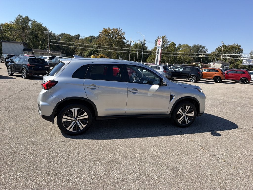2027 Mitsubishi Outlander Sport 2.0 SE