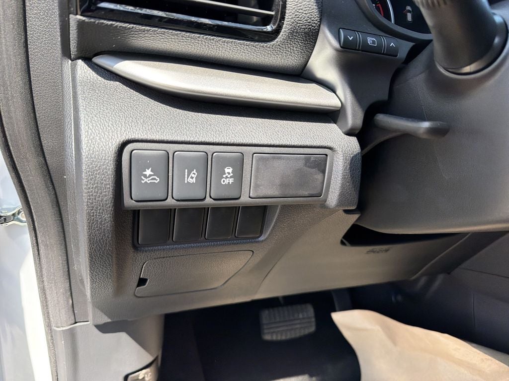 2026 Mitsubishi Eclipse Cross ES