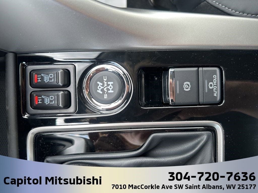 2025 Mitsubishi Eclipse Cross Base