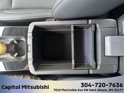 2025 Mitsubishi Eclipse Cross Base