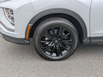 2025 Mitsubishi Eclipse Cross Base