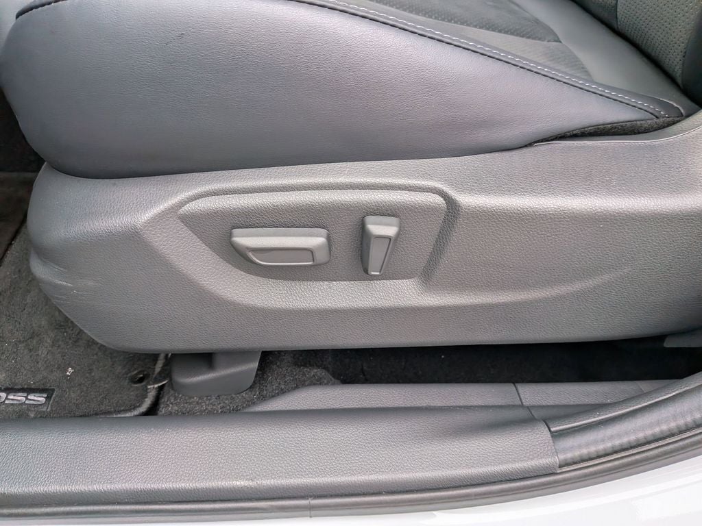 2025 Mitsubishi Eclipse Cross Base