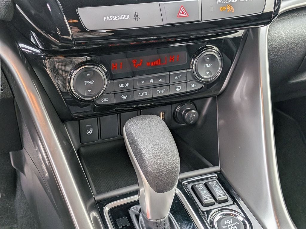 2025 Mitsubishi Eclipse Cross Base