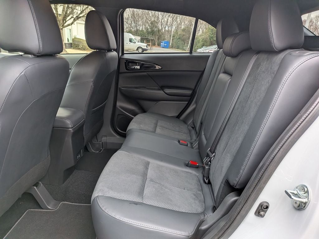 2025 Mitsubishi Eclipse Cross Base