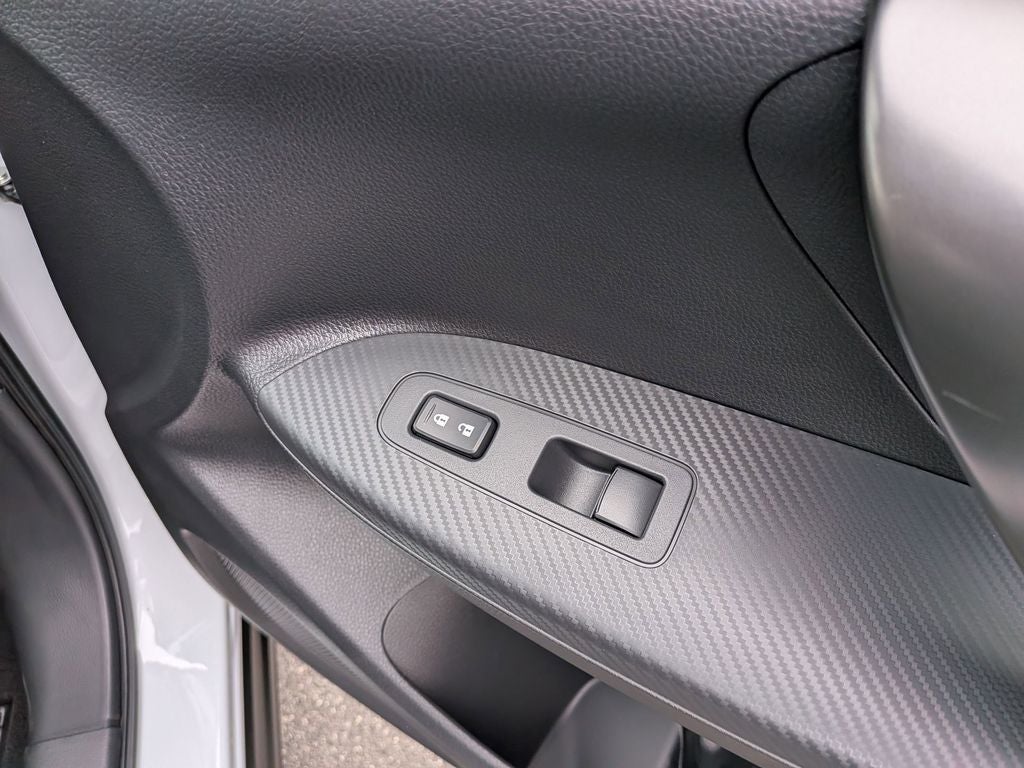 2025 Mitsubishi Eclipse Cross Base