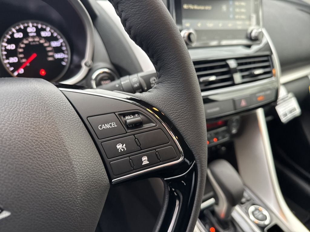 2026 Mitsubishi Eclipse Cross SE