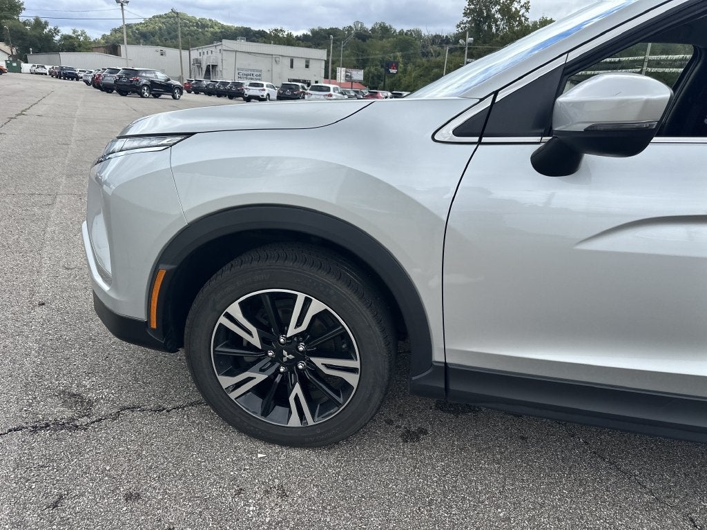 2024 Mitsubishi Eclipse Cross Base