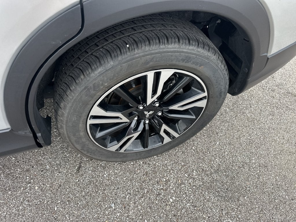 2024 Mitsubishi Eclipse Cross Base