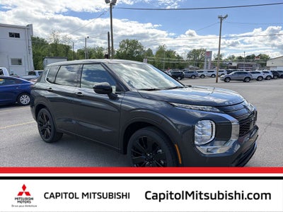 2026 Mitsubishi Outlander LE
