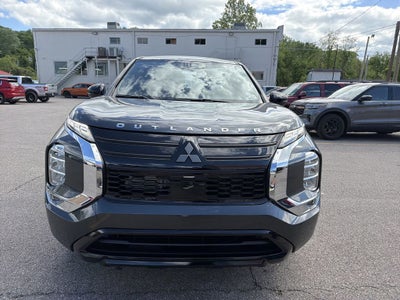 2026 Mitsubishi Outlander LE