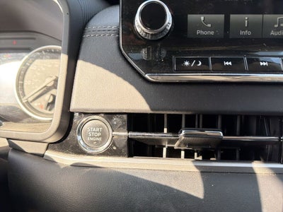 2023 Mitsubishi Outlander SE