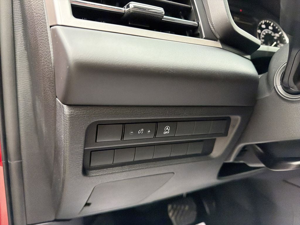 2026 Mitsubishi Outlander ES