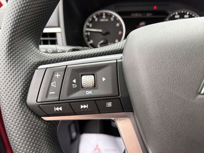 2026 Mitsubishi Outlander ES