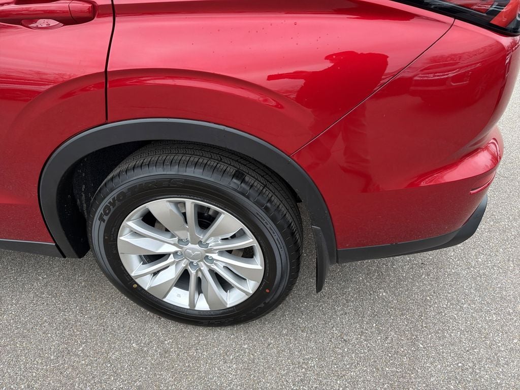 2026 Mitsubishi Outlander ES