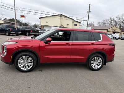 2026 Mitsubishi Outlander ES