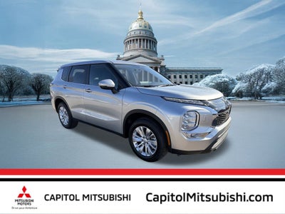 2026 Mitsubishi Outlander ES
