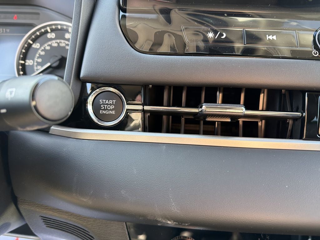 2026 Mitsubishi Outlander ES