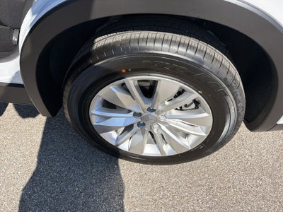 2026 Mitsubishi Outlander ES