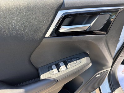 2026 Mitsubishi Outlander ES