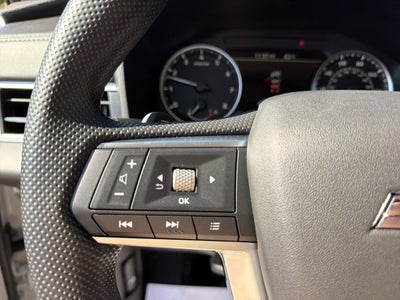 2026 Mitsubishi Outlander ES