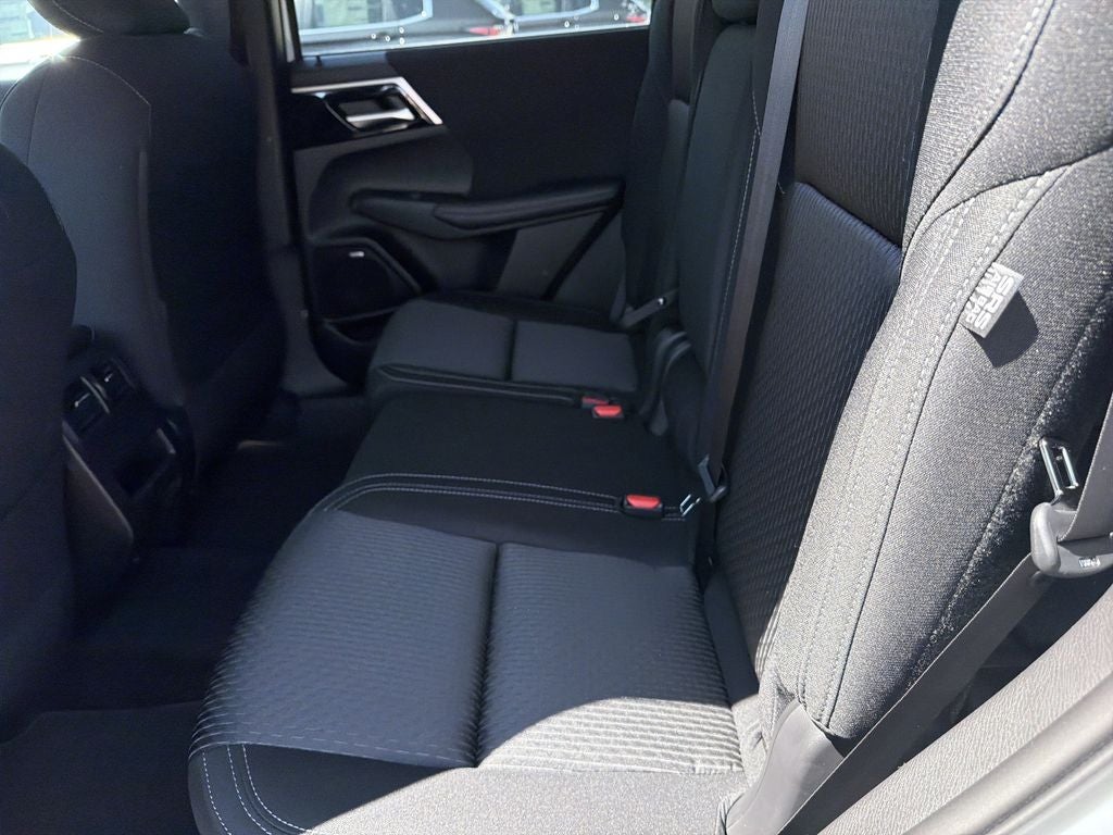 2026 Mitsubishi Outlander ES