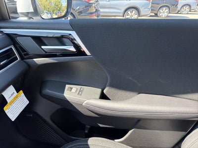 2026 Mitsubishi Outlander ES