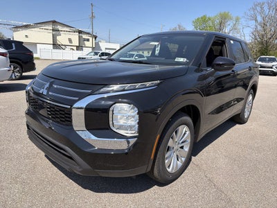 2026 Mitsubishi Outlander ES