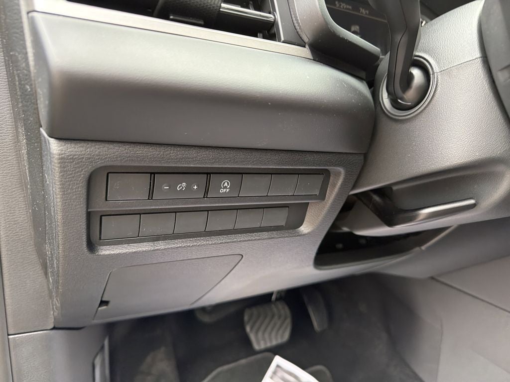 2026 Mitsubishi Outlander ES