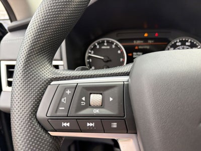 2026 Mitsubishi Outlander ES