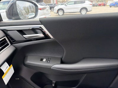 2026 Mitsubishi Outlander ES