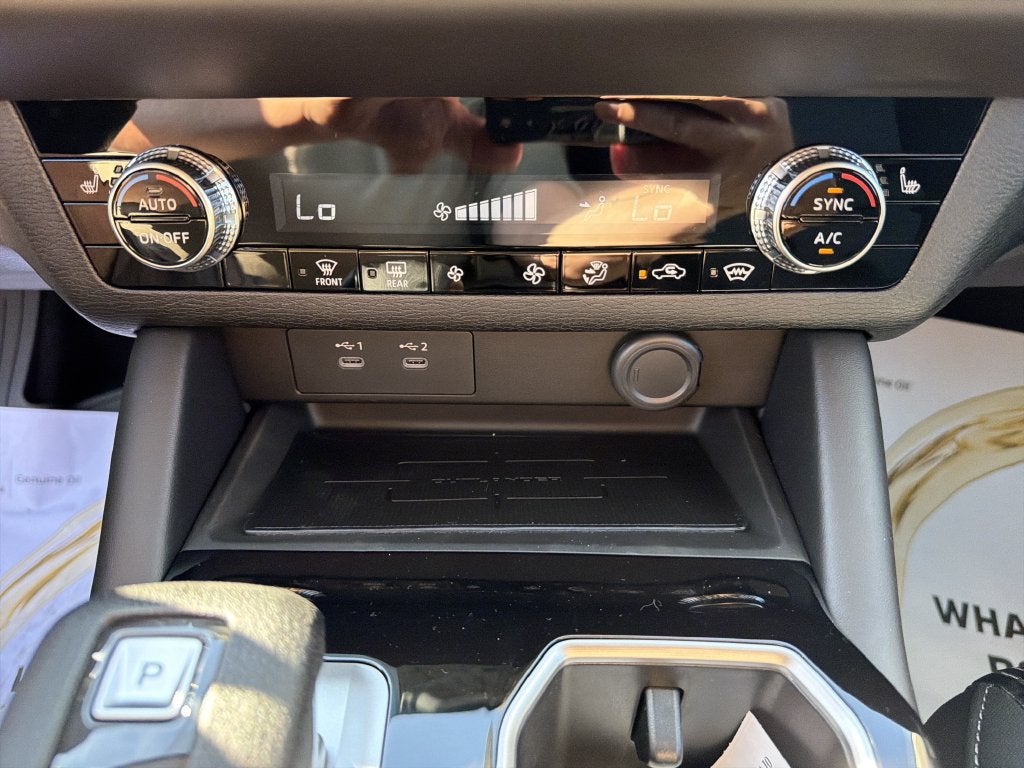 2026 Mitsubishi Outlander ES