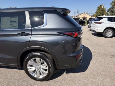 2026 Mitsubishi Outlander ES