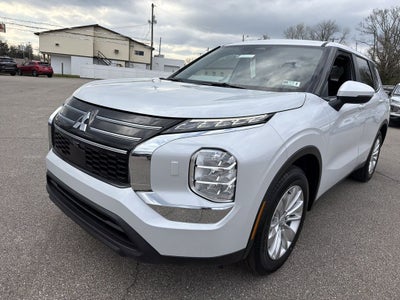 2026 Mitsubishi Outlander ES